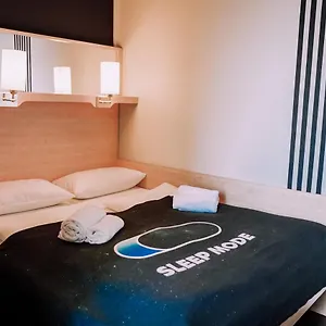 2* Bed & Breakfast Rcadia Gaming House